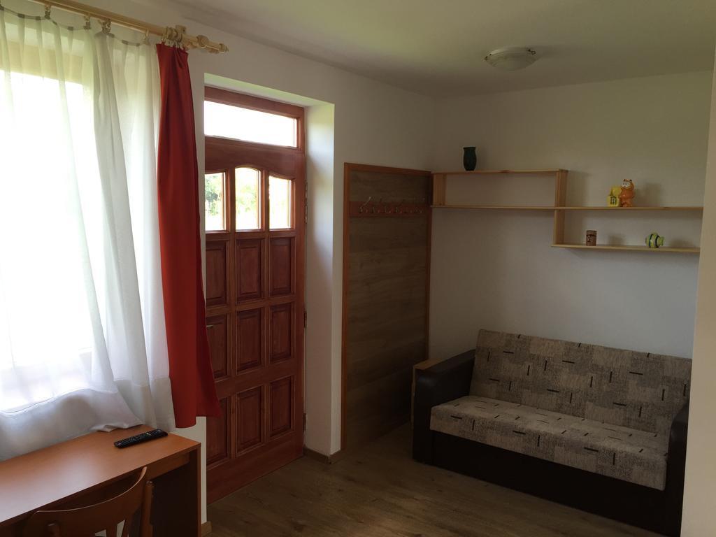 Aqua Thermal Soterapia Es Apartmanhaz Püspökladány Zimmer foto